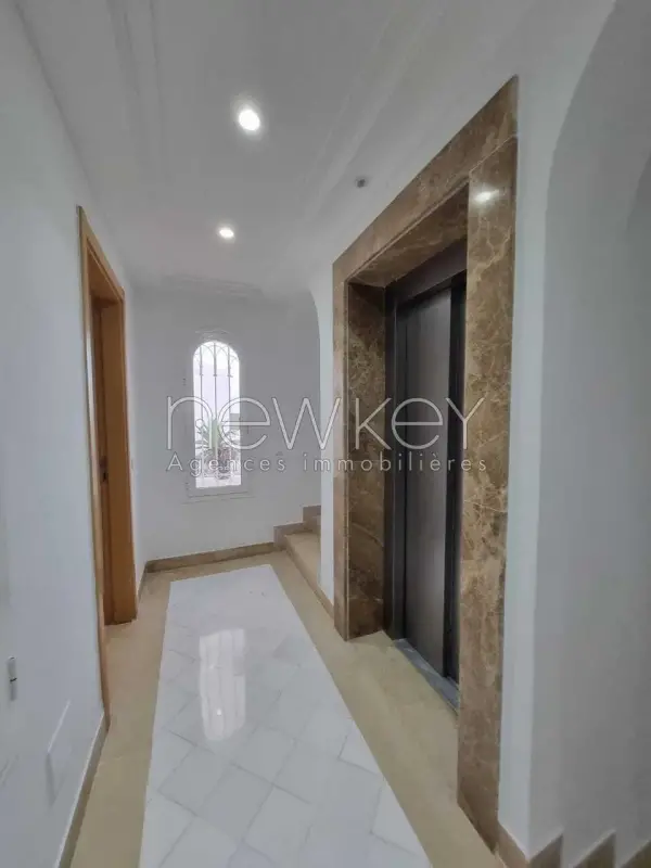 Magnifique villa S+4 à louer à Gammarth - 45