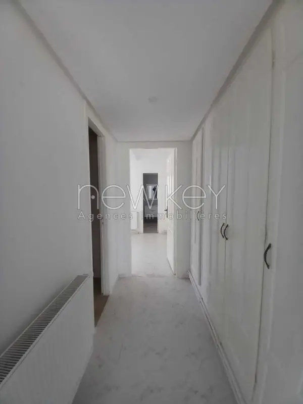 Appartement s+3 à Gammarth - 8