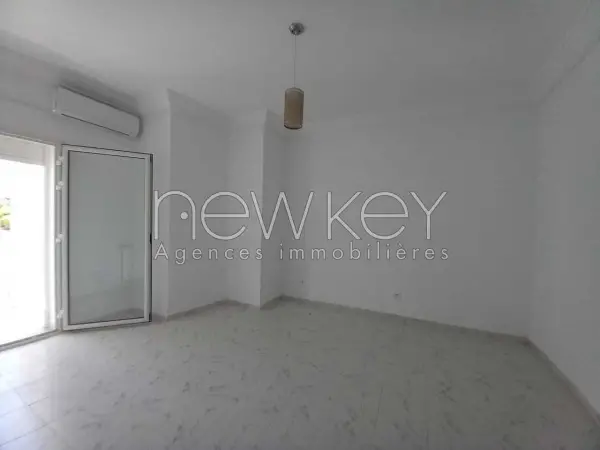 Appartement s+3 à Gammarth - 3