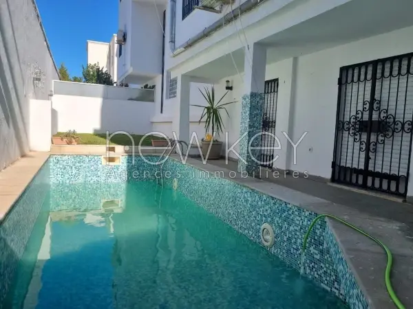 Duplex s+4 à La Marsa - 6