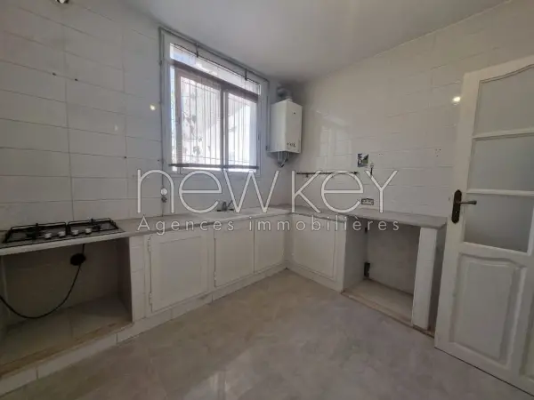 duplex s+2 à la Marsa - 1