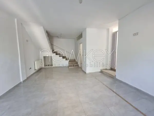 duplex s+2 à la Marsa - 7