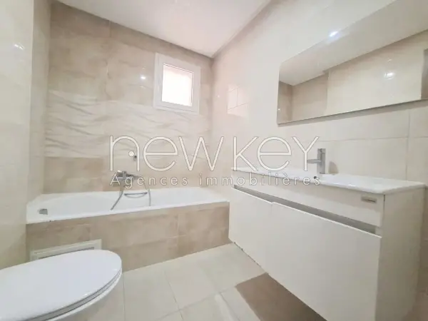 Un Appartement S+2 à vendre à La Nouvelle Soukra - 2