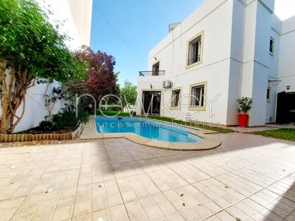 une charmante villa s+4 - 3