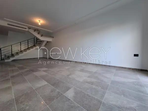 Un Duplex Neuf S+3 à vendre à La Soukra - 10