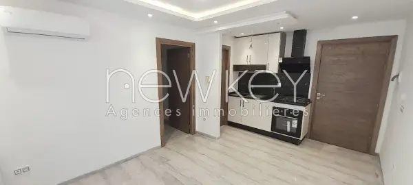 Un Appartement S+1 avec jardin à louer Ain Zaghouan nord - 1
