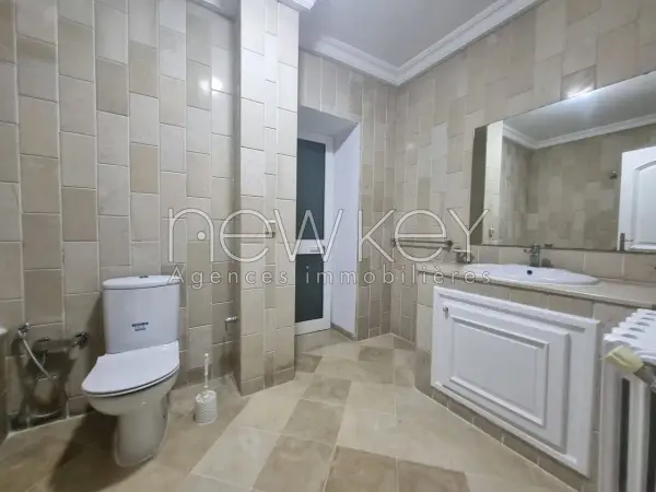 Magnifique villa s+4 à Gammarth - 13
