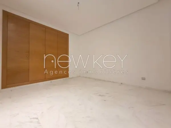 Un Appartement S+3 à vendre à La Soukra - 2