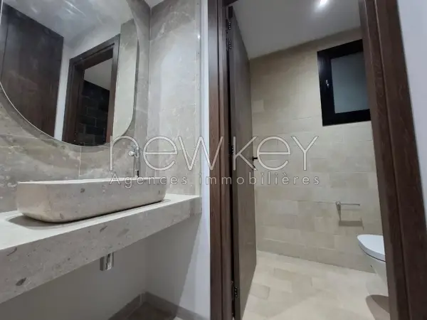 Appartement S+3 Neuf à vendre à La Soukra - 2