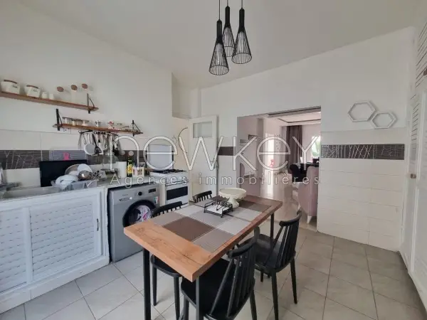Etage de villa S+3 meublé à la Marsa - 6