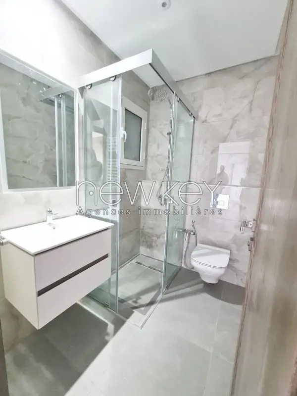 Appartement S2 à Vendre aux Jardin de Carthage - 3