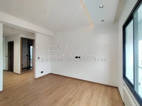 Spacieux Appartement S2 avec vue dégagée à louer aux Jardins de Carthage - 2