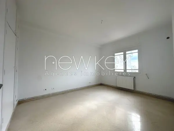Appartement S+3 à vendre l'aouina - 5