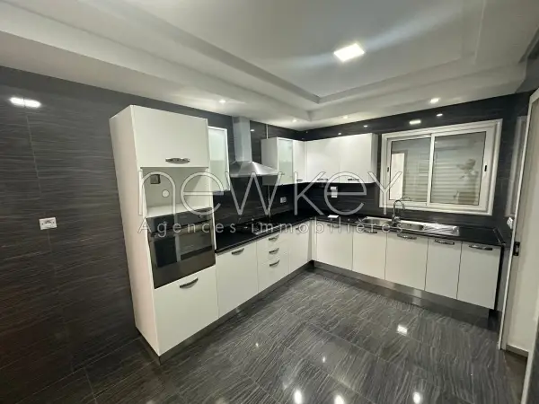 Duplex S4 avec chambre de service à louer aux Jardins de Carthage - 2