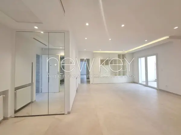 Un Bel Appartement S+3 à louer à La Soukra - 1