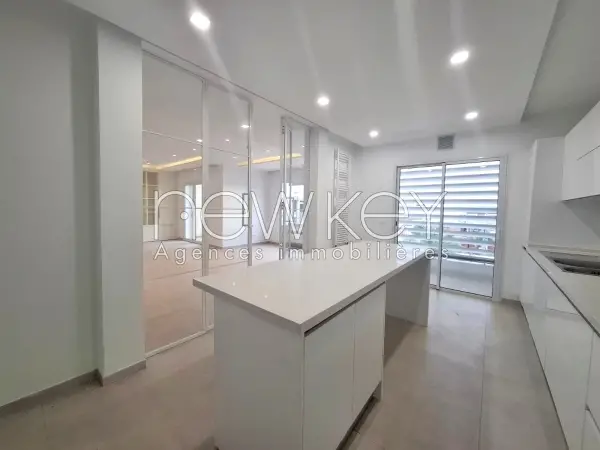 Un Bel Appartement S+3 à louer à La Soukra - 5