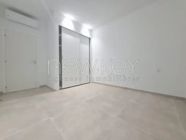 Un Bel Appartement S+3 à louer à La Soukra - 9