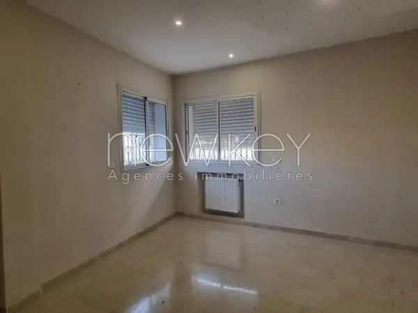 Appartement S+2 à la Marsa - 3
