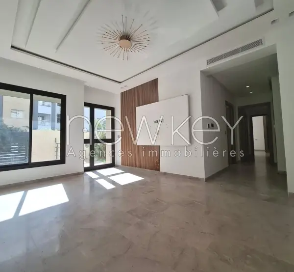 Un Appartement S+2 avec jardin à louer à Ain Zaghouan Nord - 2
