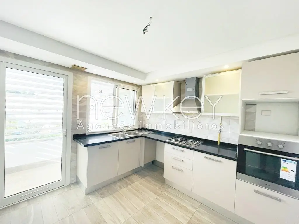 Appartement S2 à louer à La Soukra