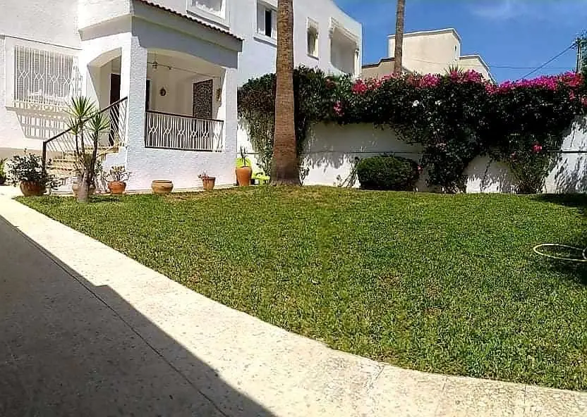 Belle villa jumelée à la Marsa