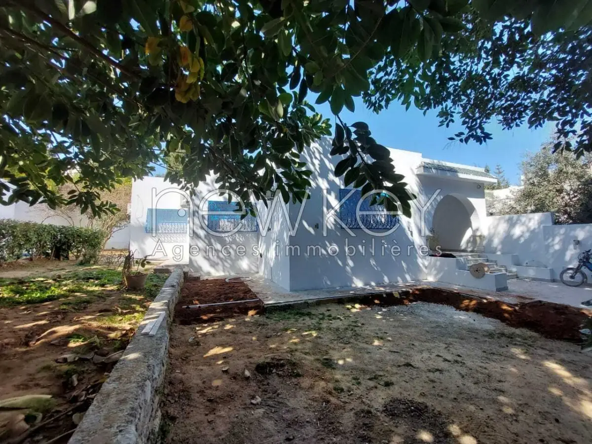 villa plain pied s+4 à sidi Bousaid
