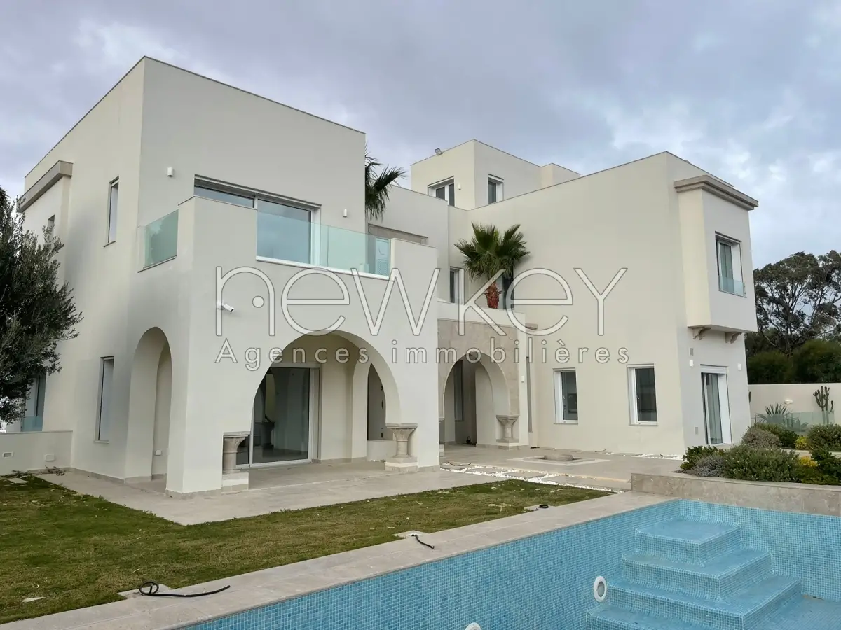 Magnifique villa  neuve à Gammarth