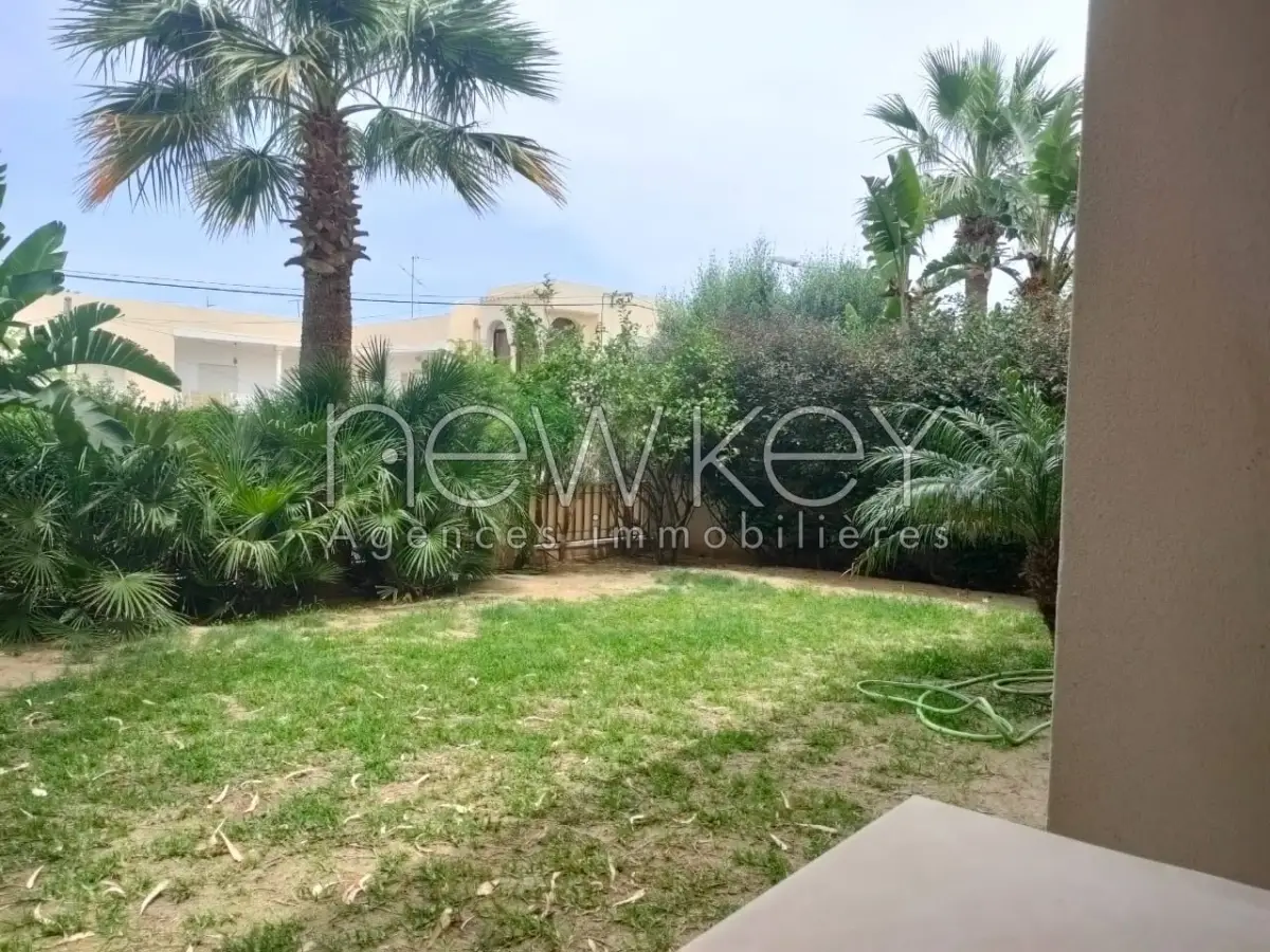 Un joli appartement s+3 avec jardin