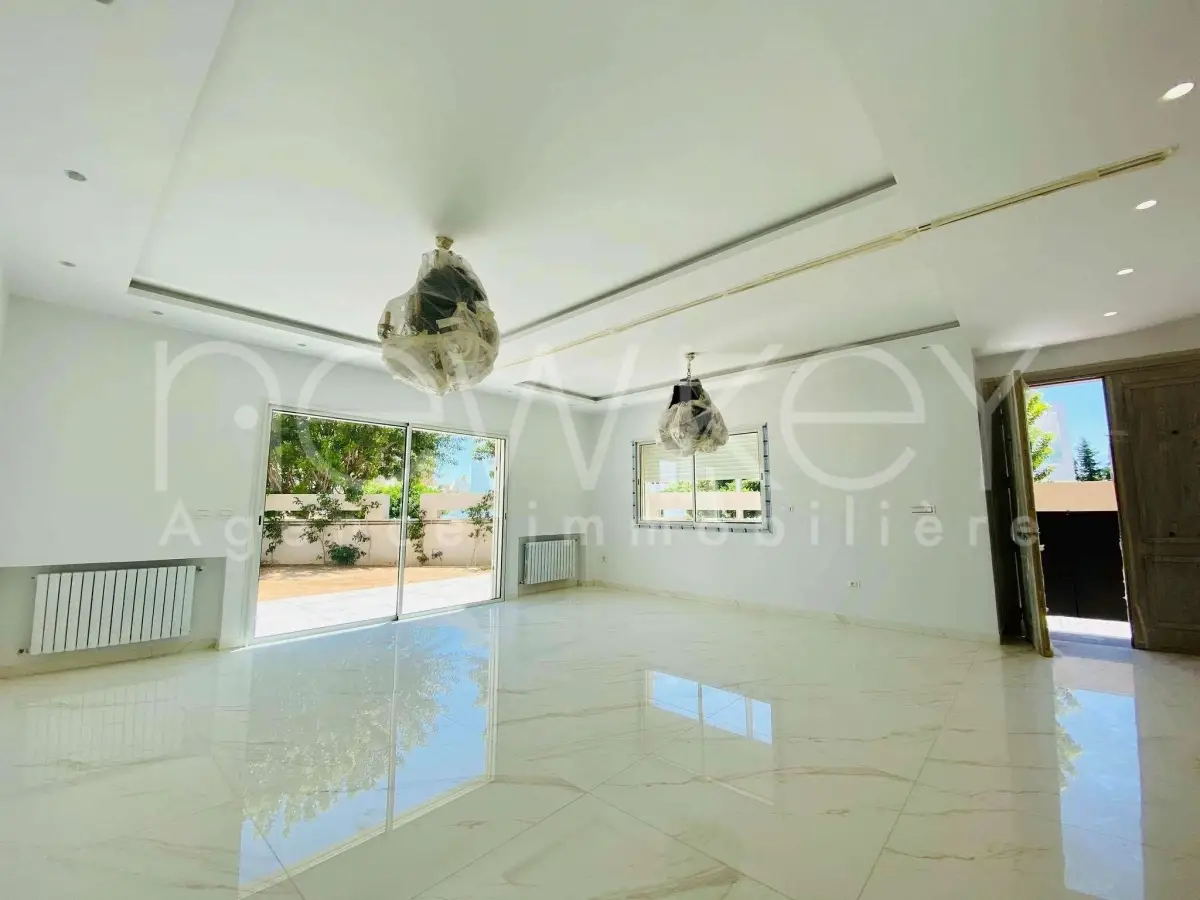 Villa S4 de 250 m² aux Berges du Lac 2