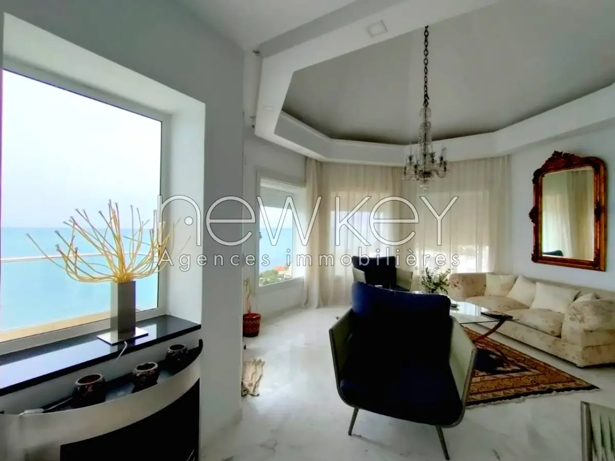 Superbe appartement plein vue mer