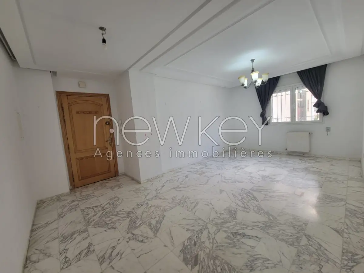 Un Appartement S+3 aux Jardins de L'Aouina