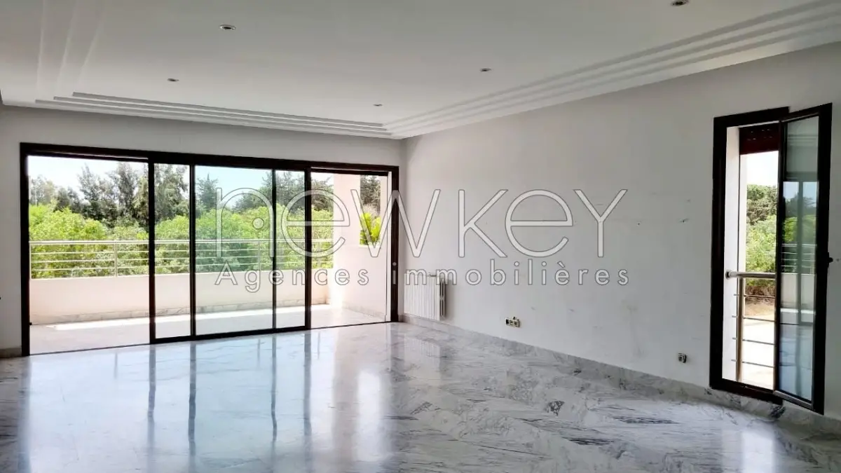 Magnifique appartement S+3 à la marsa