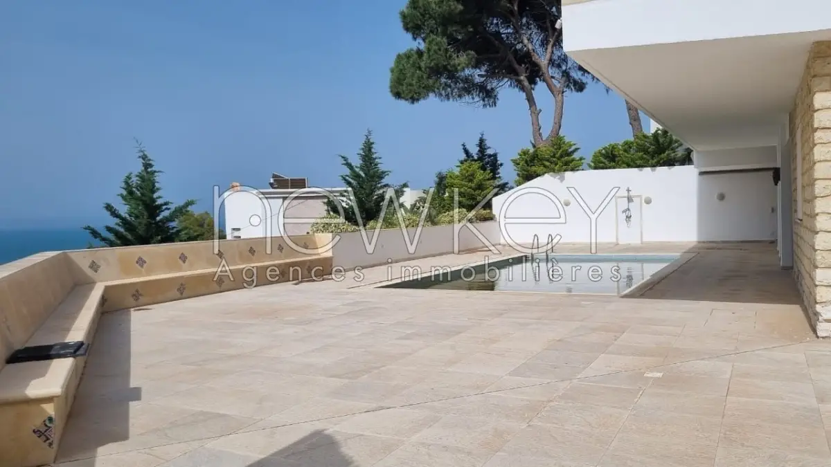 Magnifique villa vue mer à Gammarth