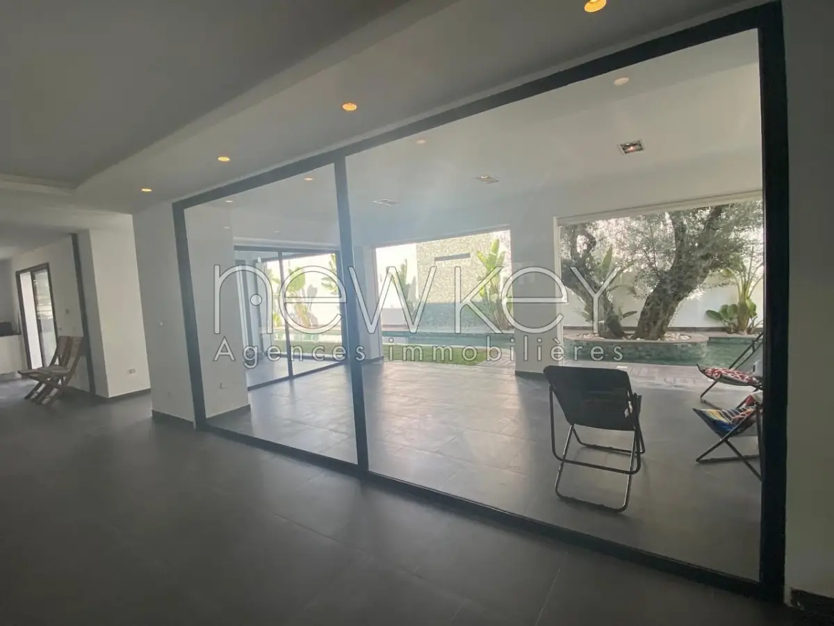 Magnifique villa moderne à la Marsa