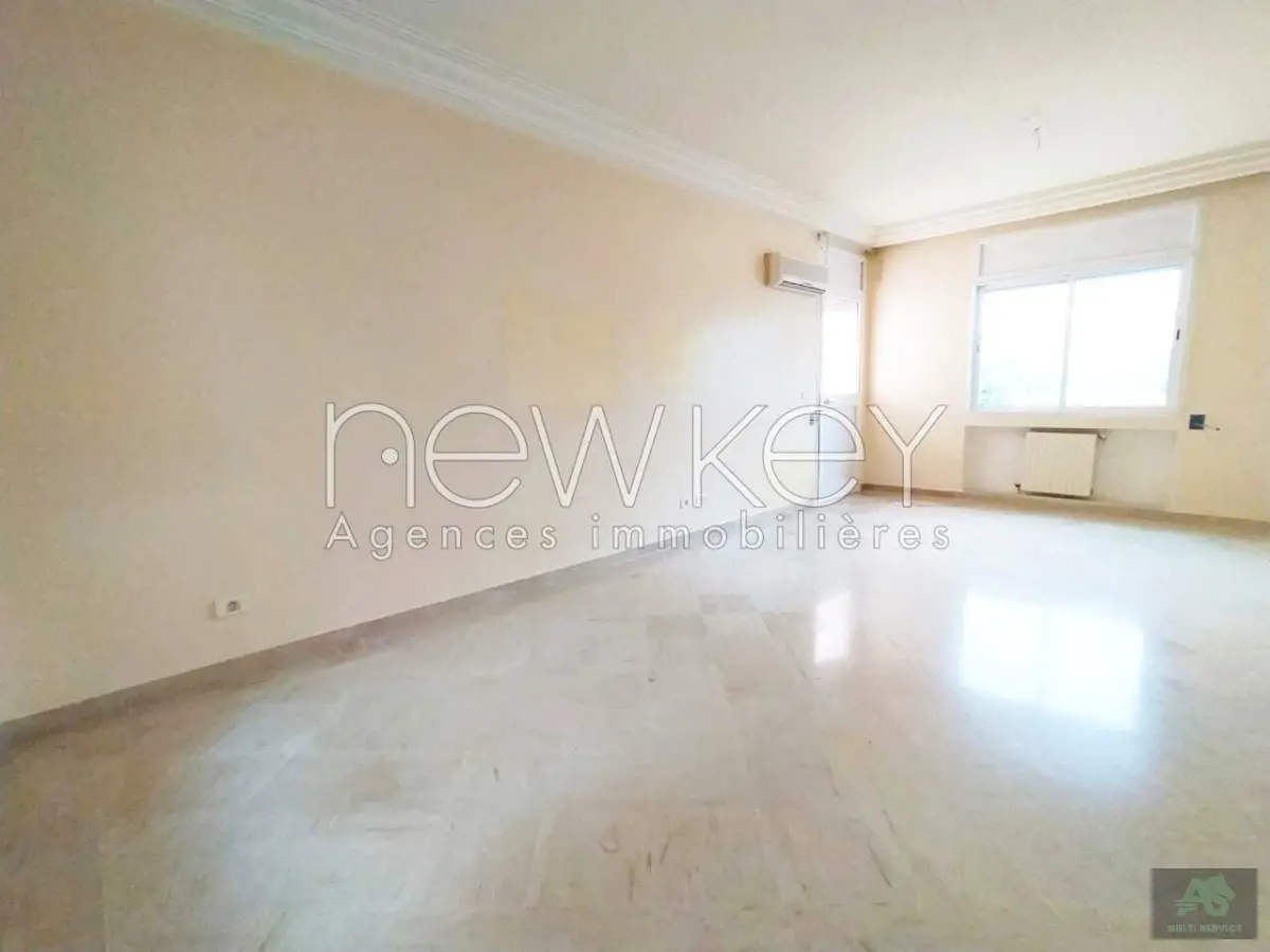 Duplex S3 à louer à La Soukra