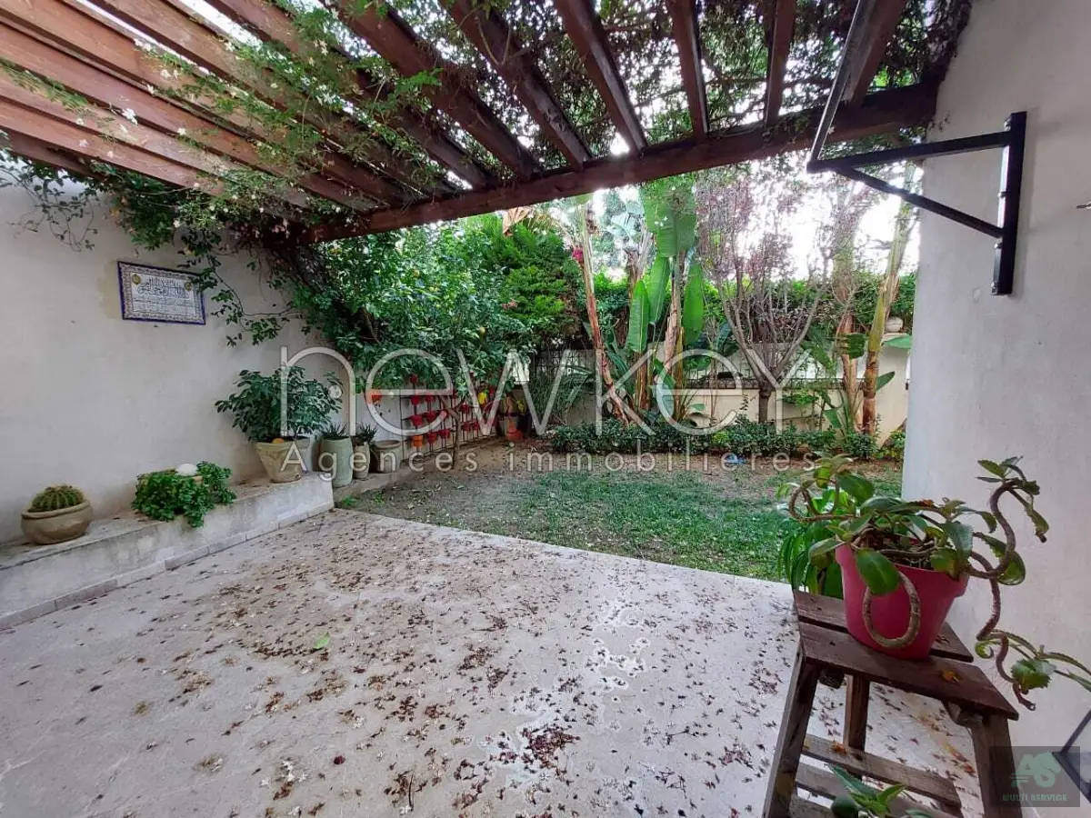 Magnifique S+3 avec jardin à La Marsa