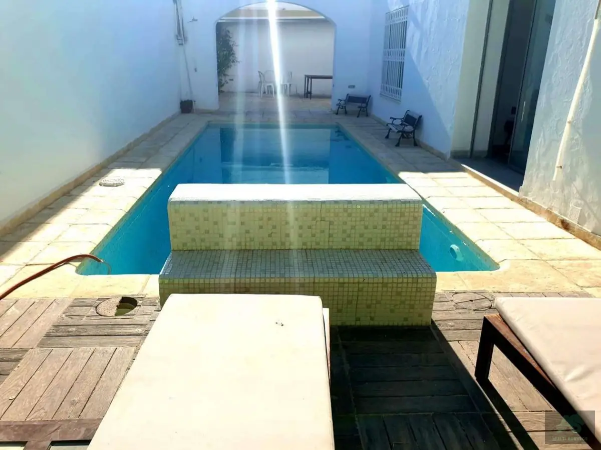 Rez-de-chaussée de villa