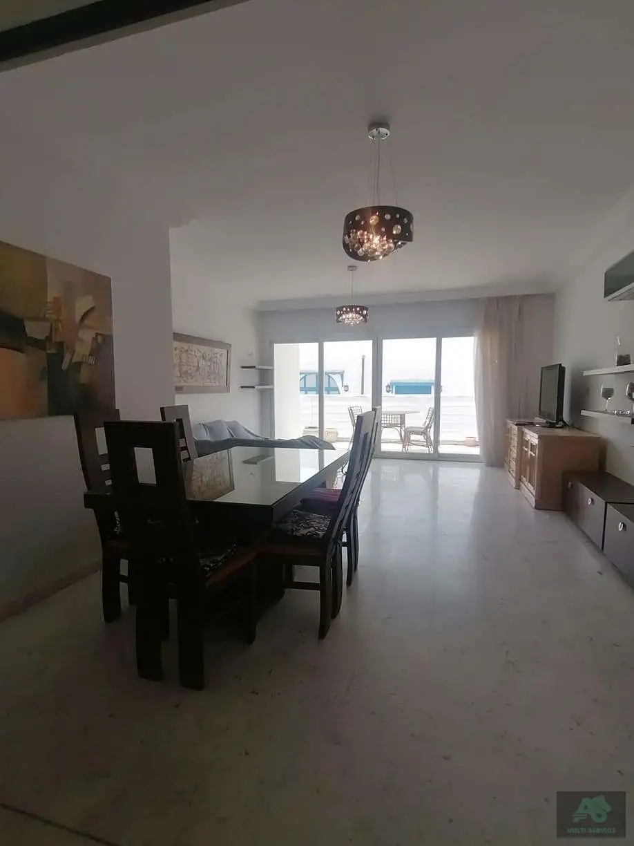 Appartement S 4 richement meublé à la Marsa