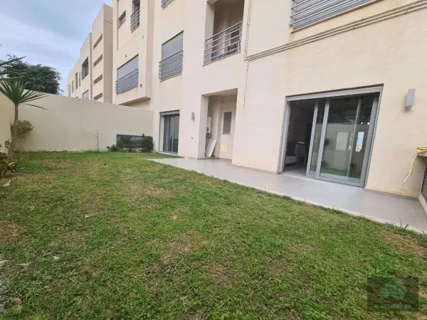 Magnifique appartement S 2 avec jardin