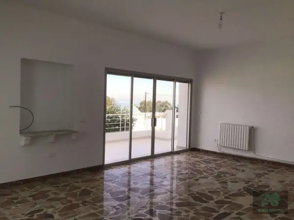 Etage de villa S 3 à la Marsa