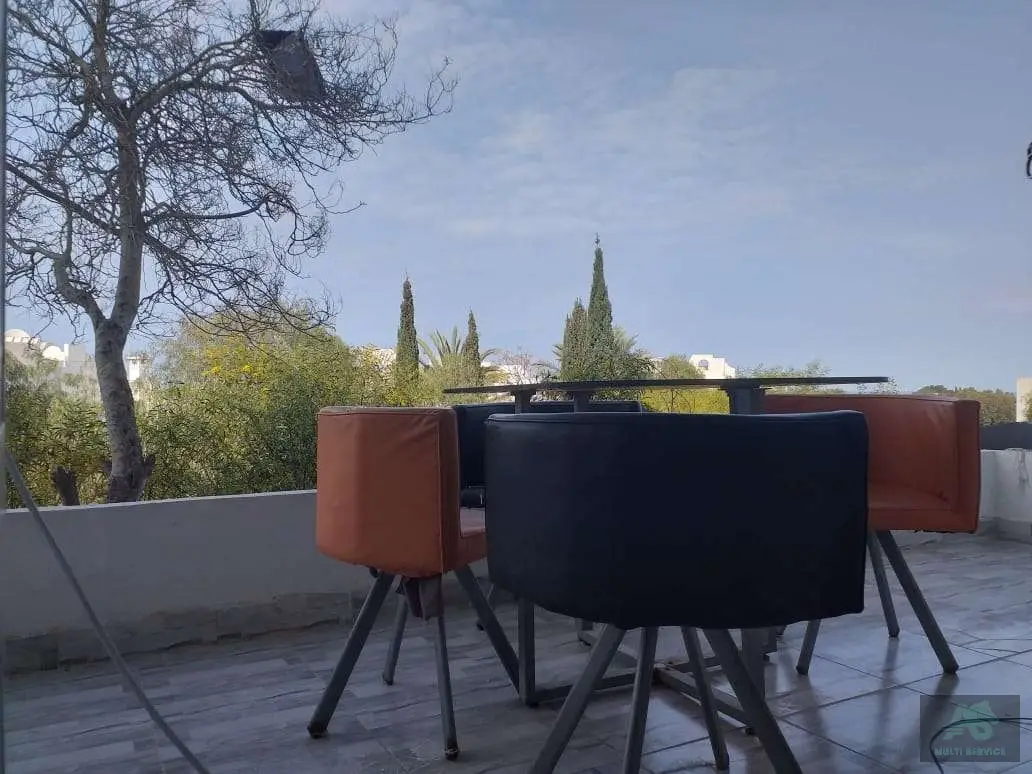 Coquet appartement S 1 meublé à Gammarth
