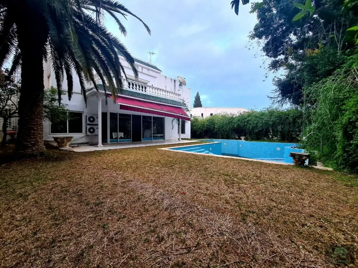 Magnifique villa à la Soukra
