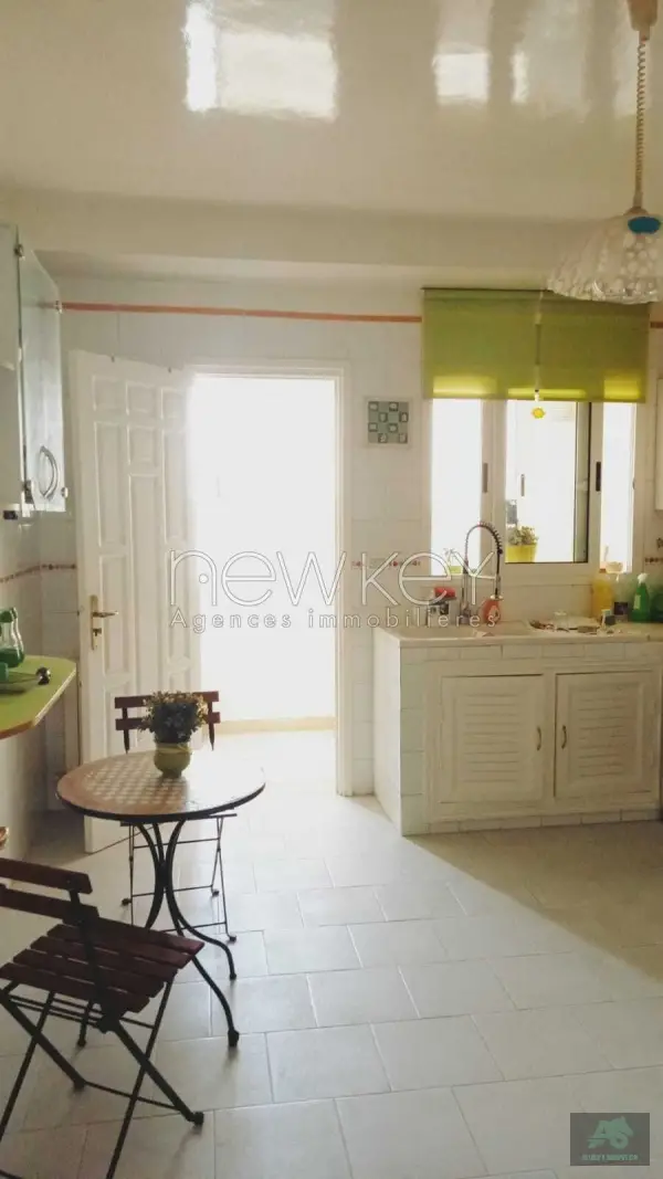 Appartement s+3 meublé à la Marsa