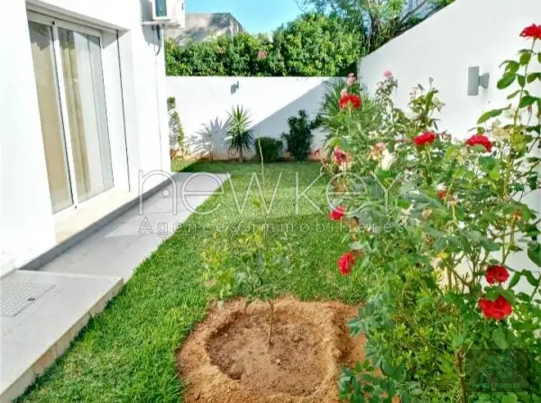 Coquet S+2 Meublé avec jardin