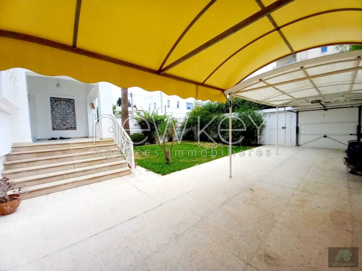 Duplex S+4 à la Marsa