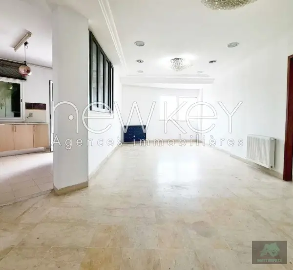 Appartement S3 à vendre aux Jardins de L'Aouina