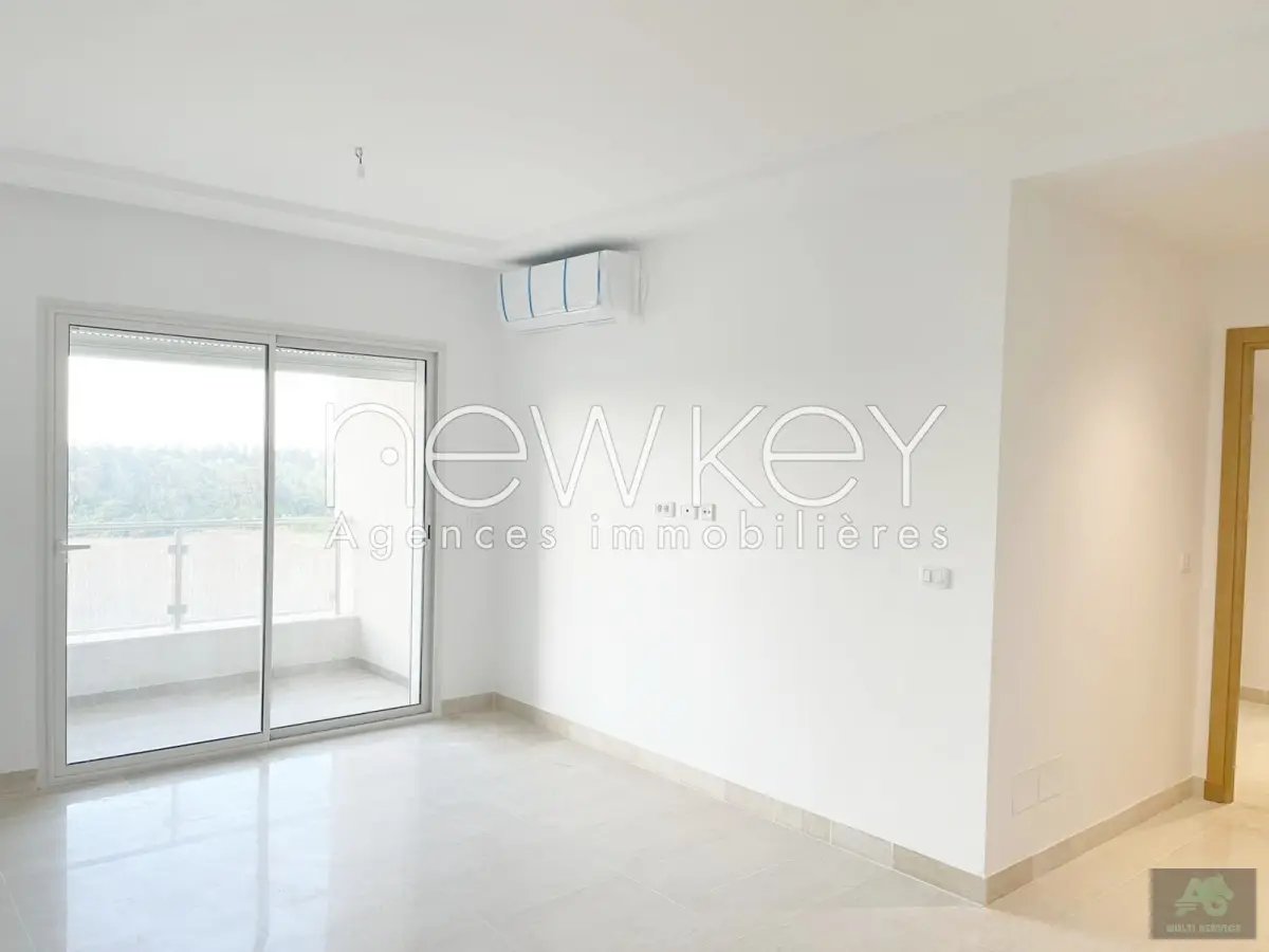 Un Appartement Neuf S2 à vendre à La Soukra