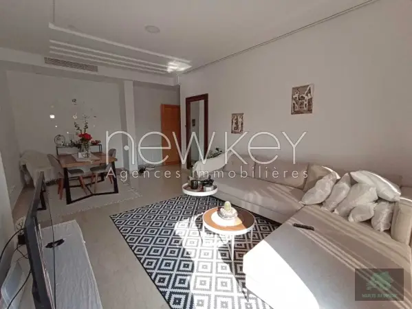 Appartement S2 vide aux berges du lac 2