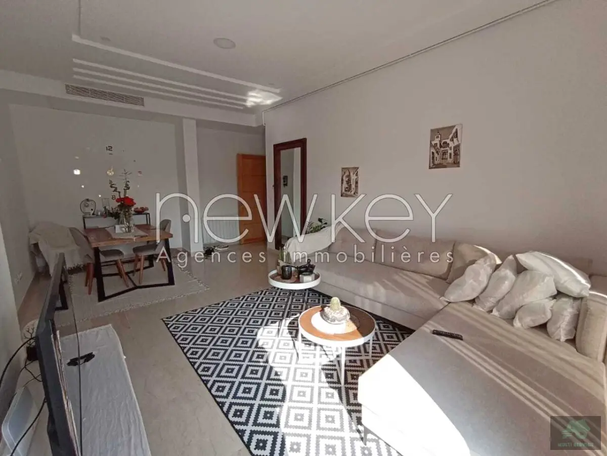 Appartement S2 vide aux berges du lac 2