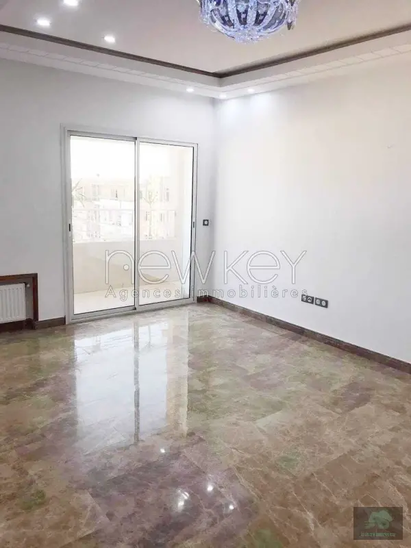 Appartement S2 à louer à Cité Les Palmeraies